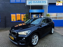 BMW X1 - SDrive20i Executive 192PK|Origineel NL|Navi|AUT|Sportstoelen Leder|PANO|Cruise Control|Ful