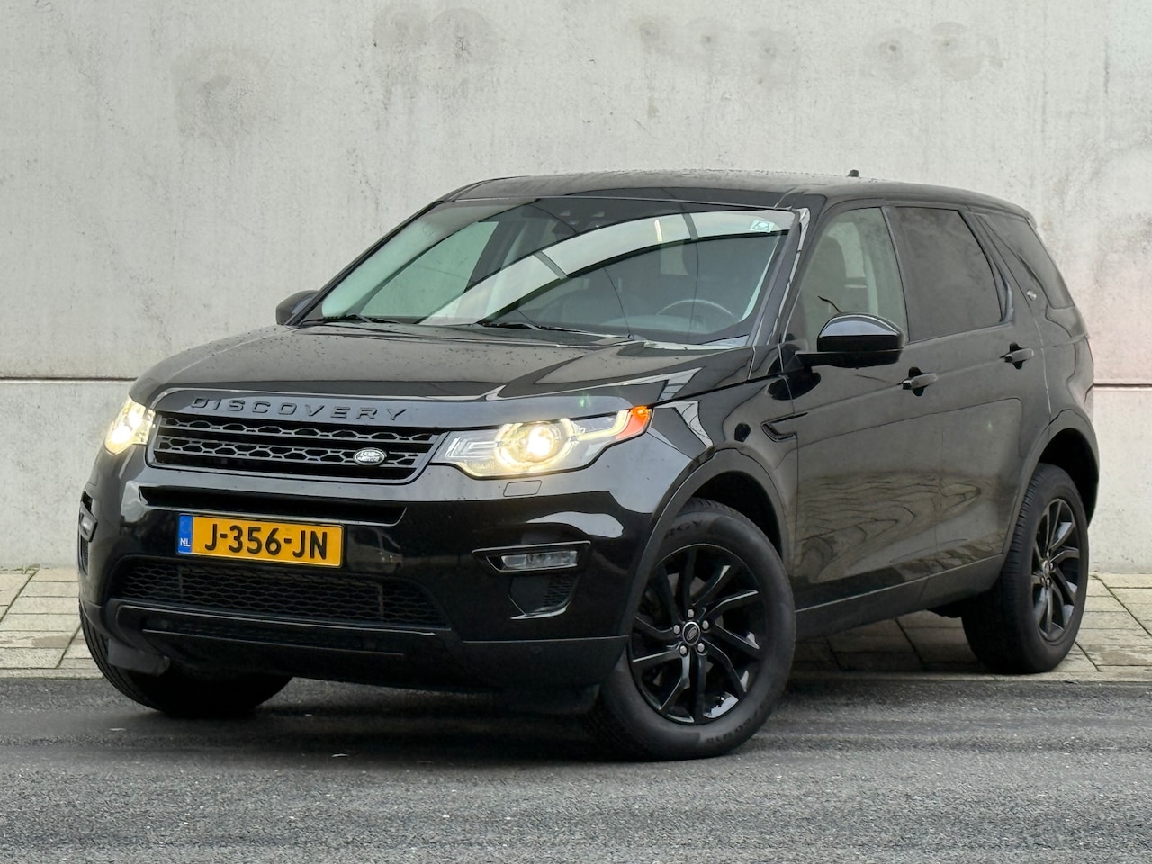 Land Rover Discovery Sport - 2.0 Si4 4WD HSE Luxury 7p 7 persoons - AutoWereld.nl
