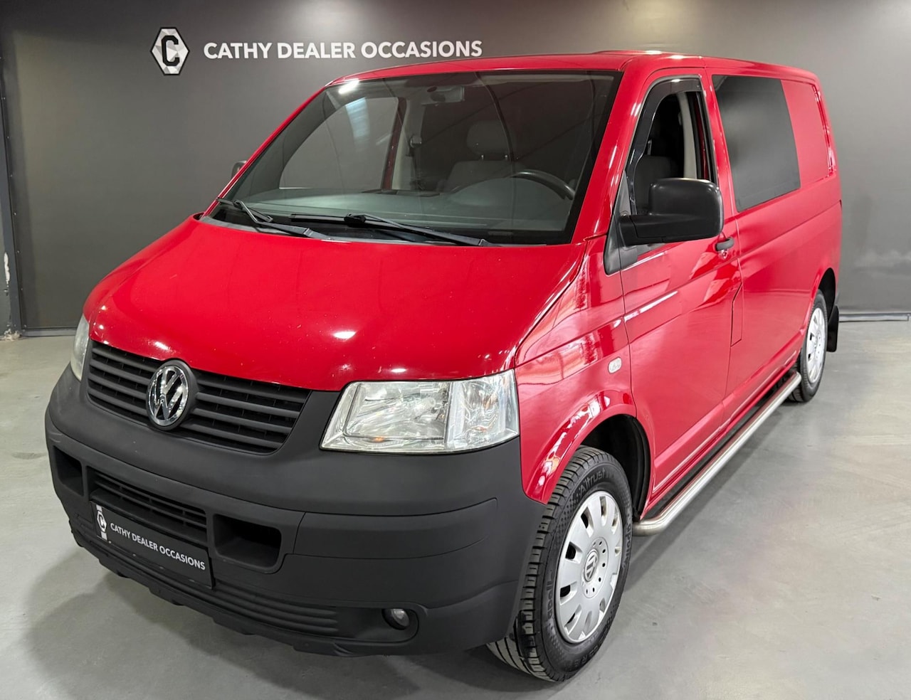 Volkswagen Transporter - 1.9 TDI 300 T800 invalide vervoer met lift 6 persoons - AutoWereld.nl