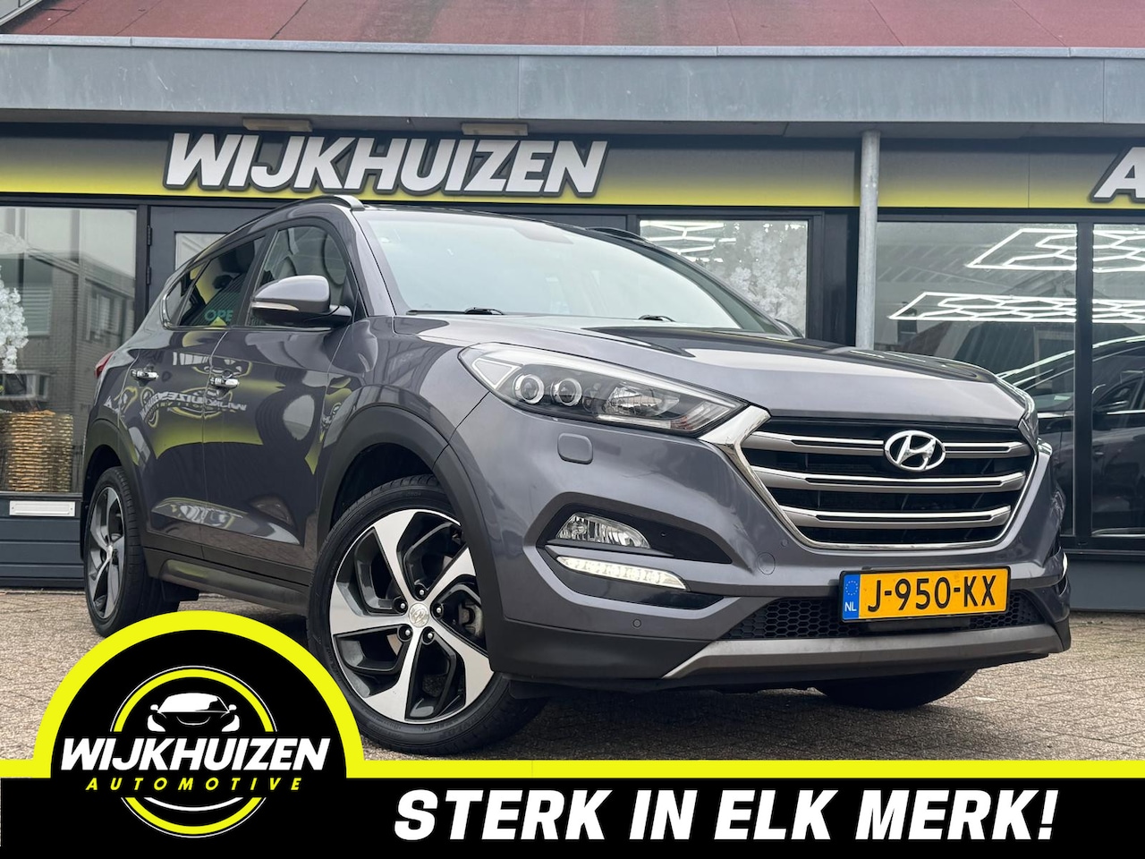 Hyundai Tucson - 2.4 GDI 4WD Automaat met Panorama dak !!! Leder !!! Vol opties !!! - AutoWereld.nl
