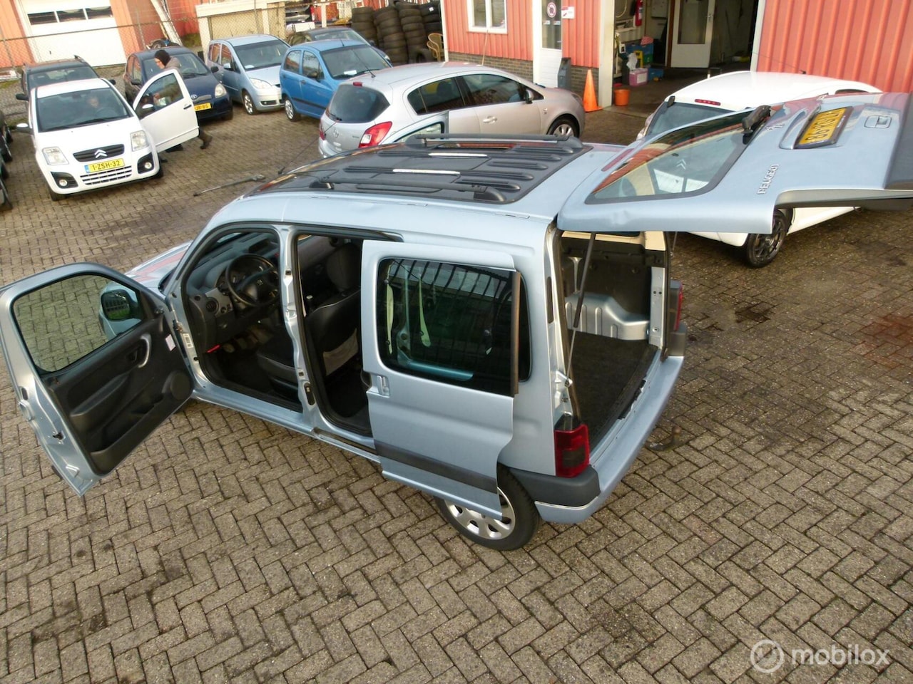 Peugeot Partner MPV - 1.6-16V Zenith (met nieuwe koppeling!) - AutoWereld.nl