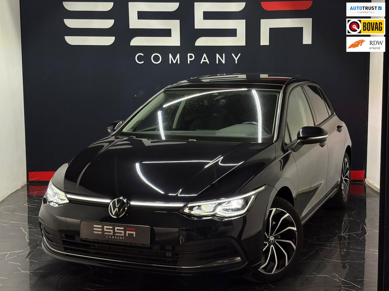 Volkswagen Golf - 1.5 eTSI Pano Keyless H&K IQ Camera - AutoWereld.nl