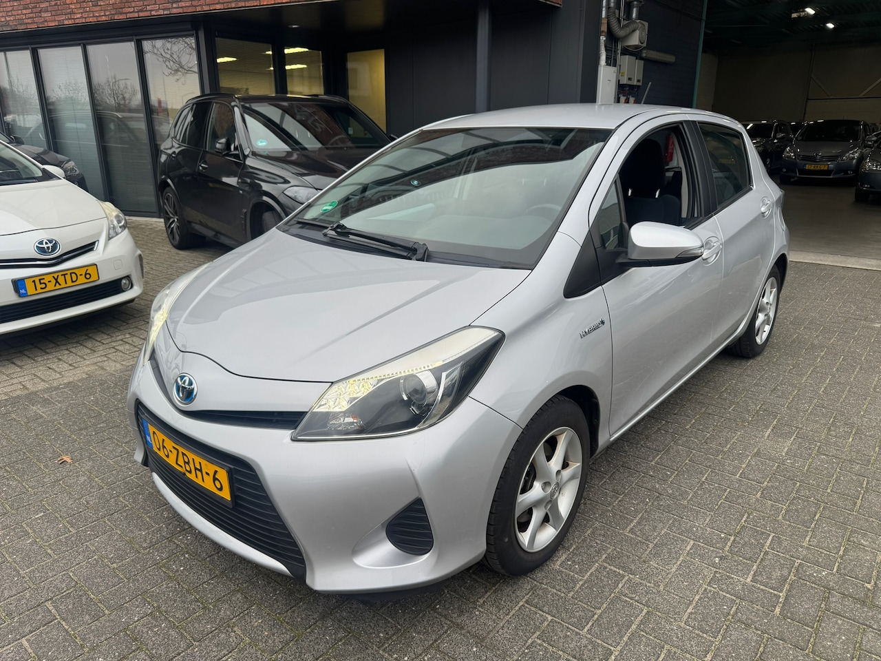 Toyota Yaris - 1.5 Full Hybrid Aspiration CAMERA CRUISE CLIMA ORIG NL NAP - AutoWereld.nl