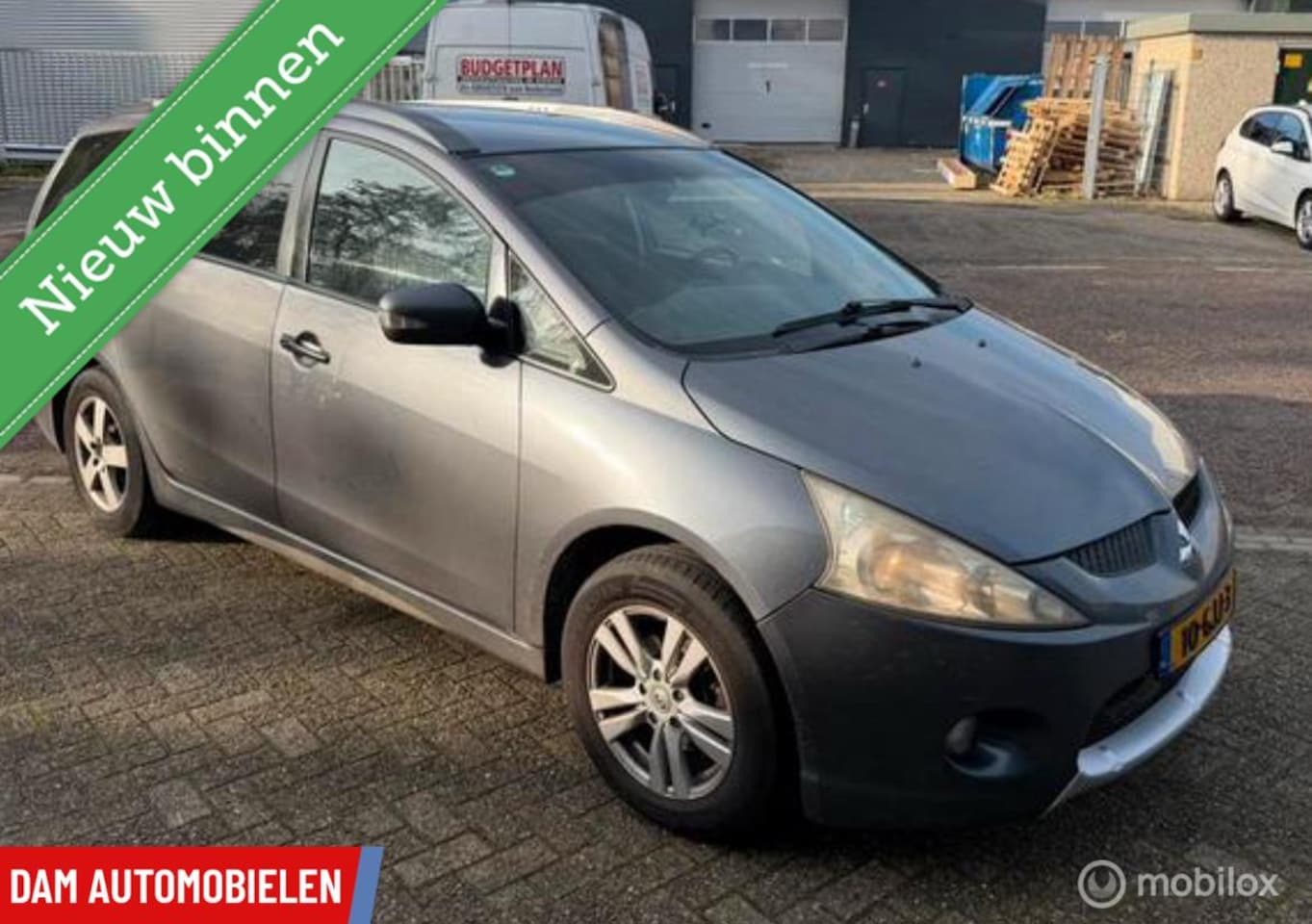 Mitsubishi Grandis - , 2.4-16V 7-Persoons Airco, Cruise C, Trekhaak. APK Juni 26 - AutoWereld.nl