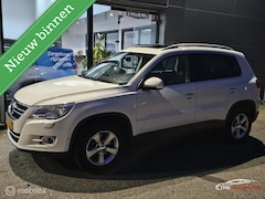 Volkswagen Tiguan - 1.4 TSI Sport&Style Panorama/PDC LEES TEKST
