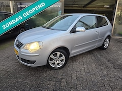 Volkswagen Polo - 1.2-12V Trendline | NIEUWE APK | AIRCO | ANDROID | CRUISE | LMV |