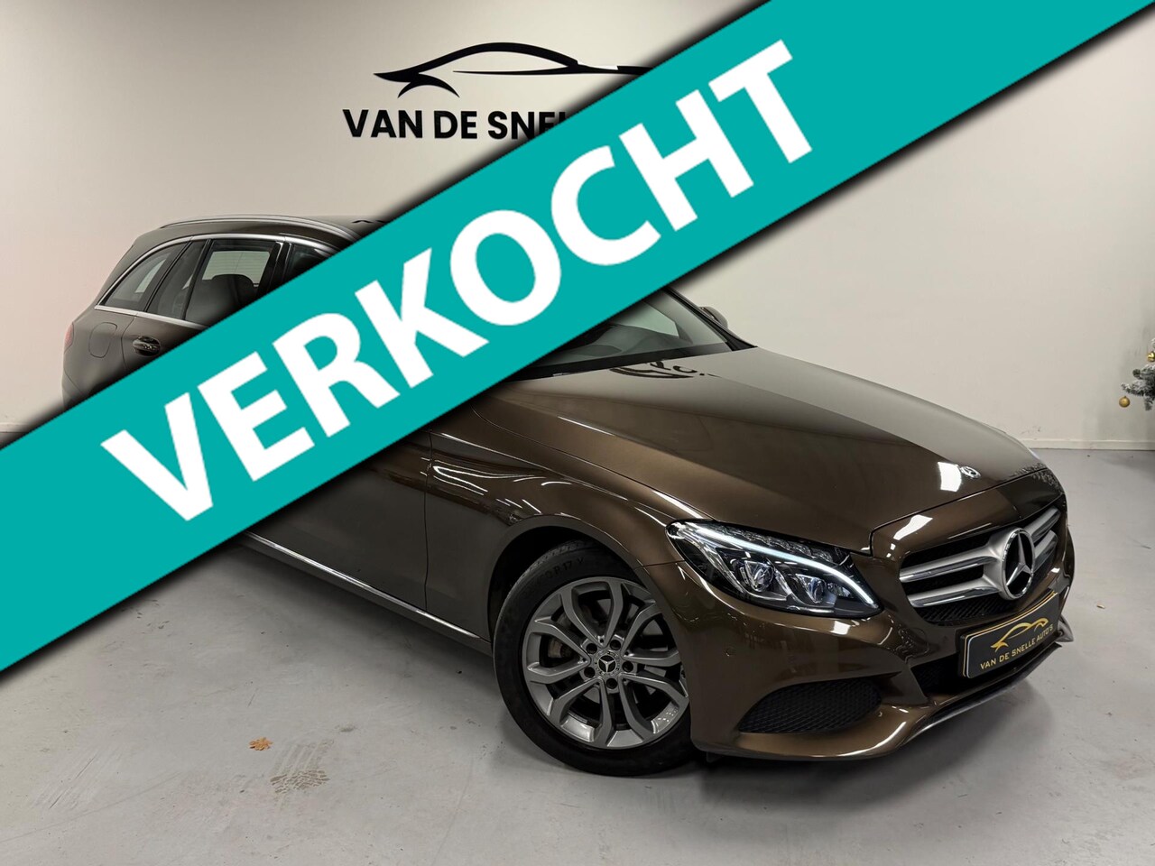 Mercedes-Benz C-klasse Estate - 200 Premium Plus NIEUWSTAAT/ONDERHOUDSHISTORIE - AutoWereld.nl