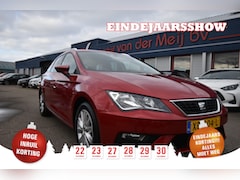 SEAT Leon ST - 1.6 TDI Style Business Intense , TREKHAAK , CLIMATR , CR CONTR , PDC V+A , NAVI ,