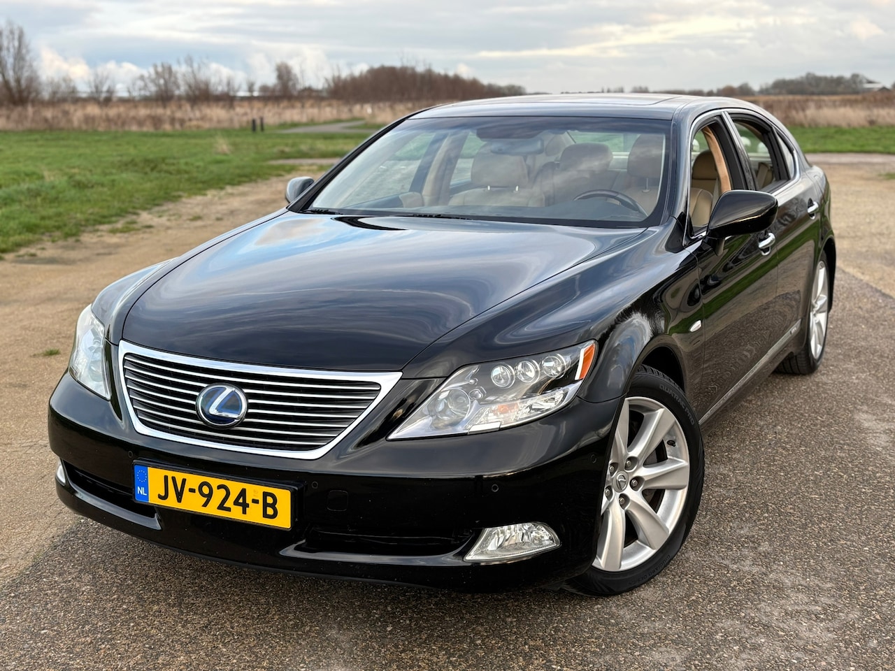 Lexus LS 600h - L. President/Schuifdak/Full Options - AutoWereld.nl