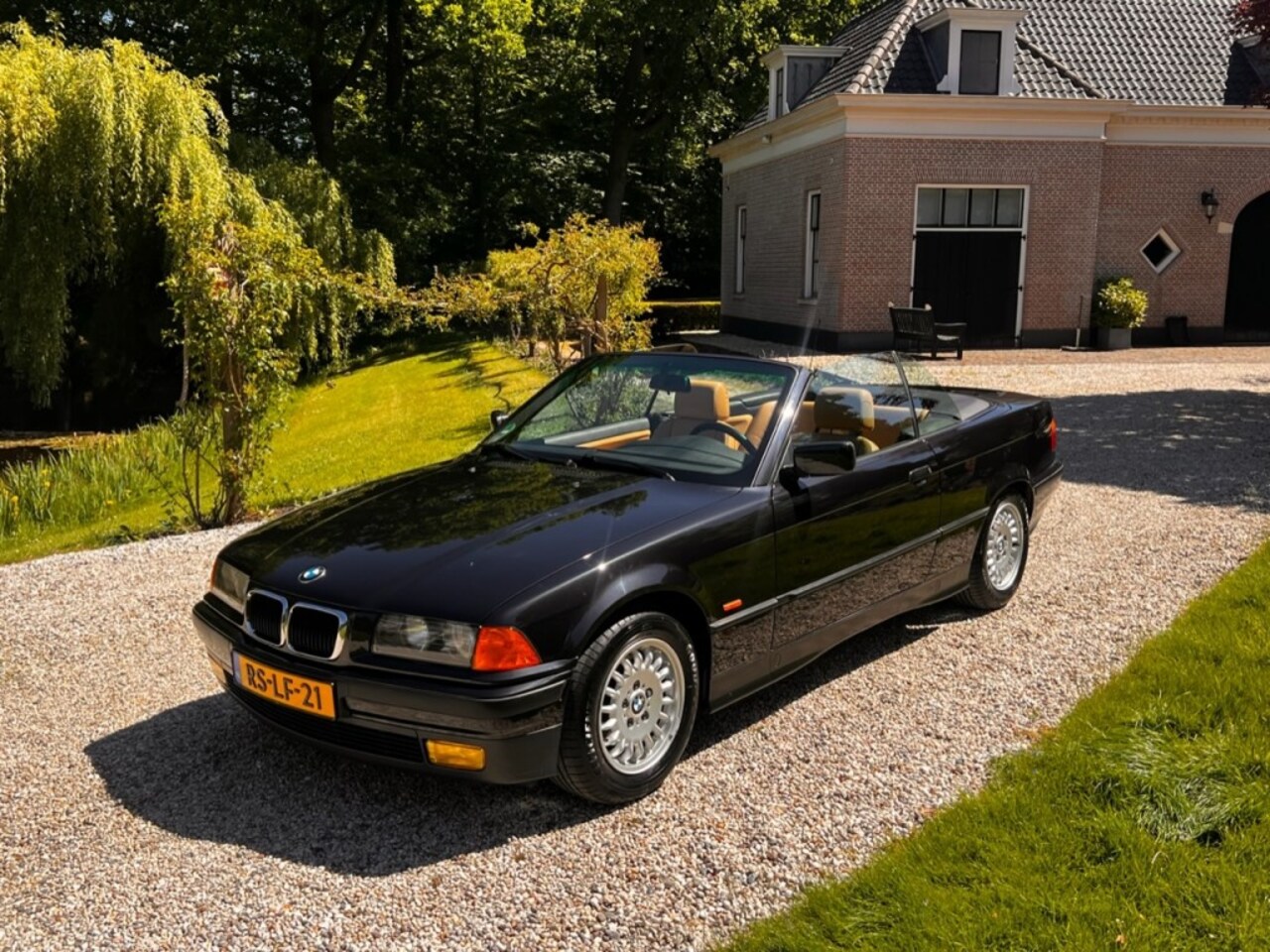 BMW 3-serie Cabrio - 318i Executive Cabriolet LAGE KM / ECC / LEER / ELEK DAK #KWALITEIT - AutoWereld.nl