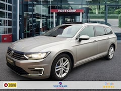 Volkswagen Passat Variant - 1.4 TSI GTE DSG PANO.DAK/TREKHAAK/360CAM/ACC/CARPLAY