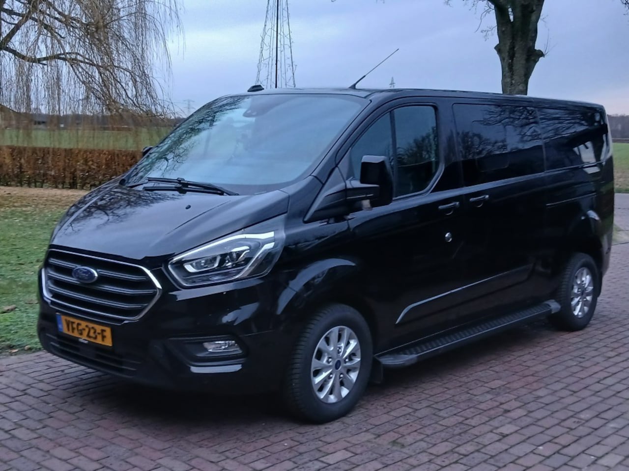 Ford Transit Custom - 2,0TDCI 170pk Automaat Dubbele Cabine - AutoWereld.nl
