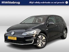 Volkswagen e-Golf - E-DITION / Lederen Bekleding / Digitaal dashboard / Navigatie / Camera / Parkeersensoren V