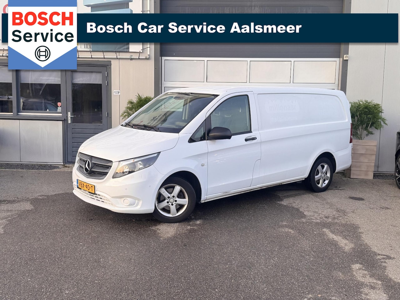 Mercedes-Benz Vito - 114 CDI Lang AUTOMAAT / GARANTIE / AIRCO/ CAMERA/ NAVI/ - AutoWereld.nl