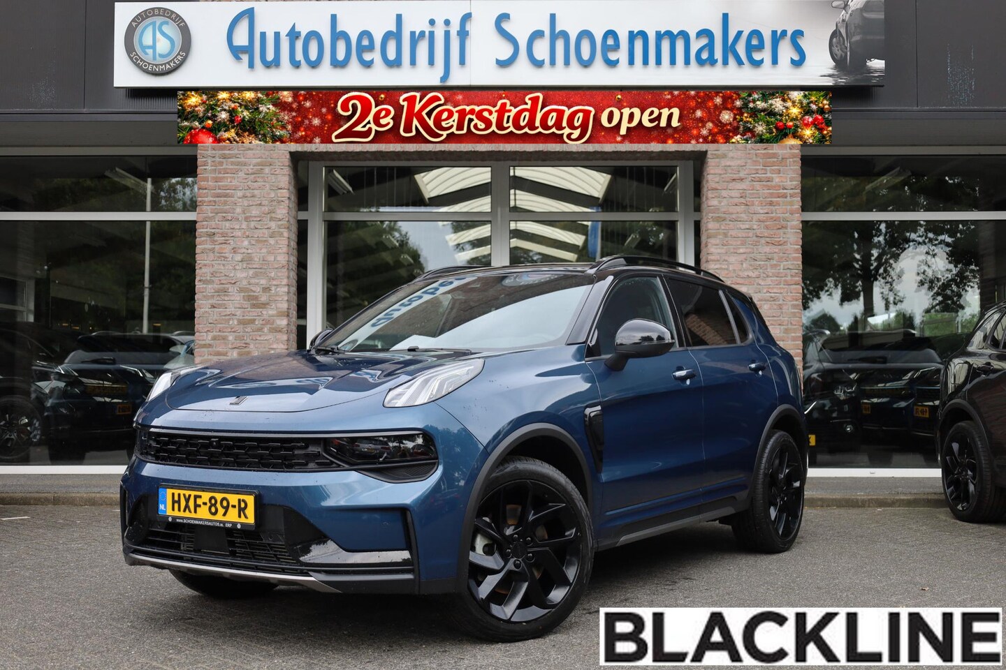 Lynk & Co 01 - 1.5 261PK! MY23+BLACKLINE + 6.6 Kwh LADEN! ZWARTE-HEMEL 360-CAMERA PANO/SCHUIF INFINITY ZW - AutoWereld.nl