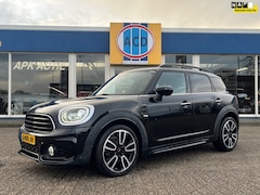 MINI Countryman - 1.5 Cooper JCW Package | PanoramaDak | Camera | Led | Head-Up | Orig. NL |