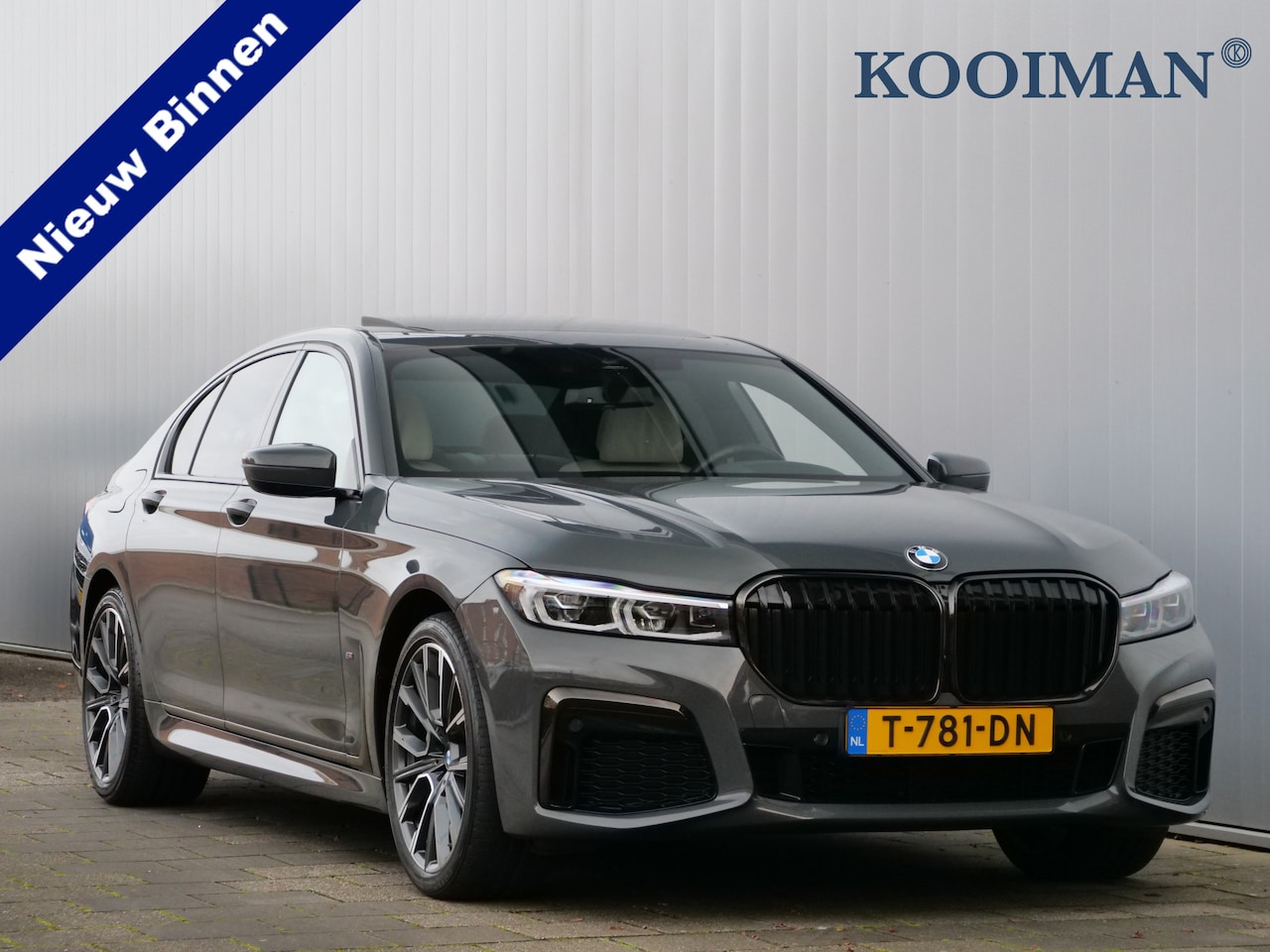 BMW 7-serie - 745e High Executive 394 Pk Automaat Navi / Schuifdak / Camera / DAB / Leer / Apple Carplay - AutoWereld.nl
