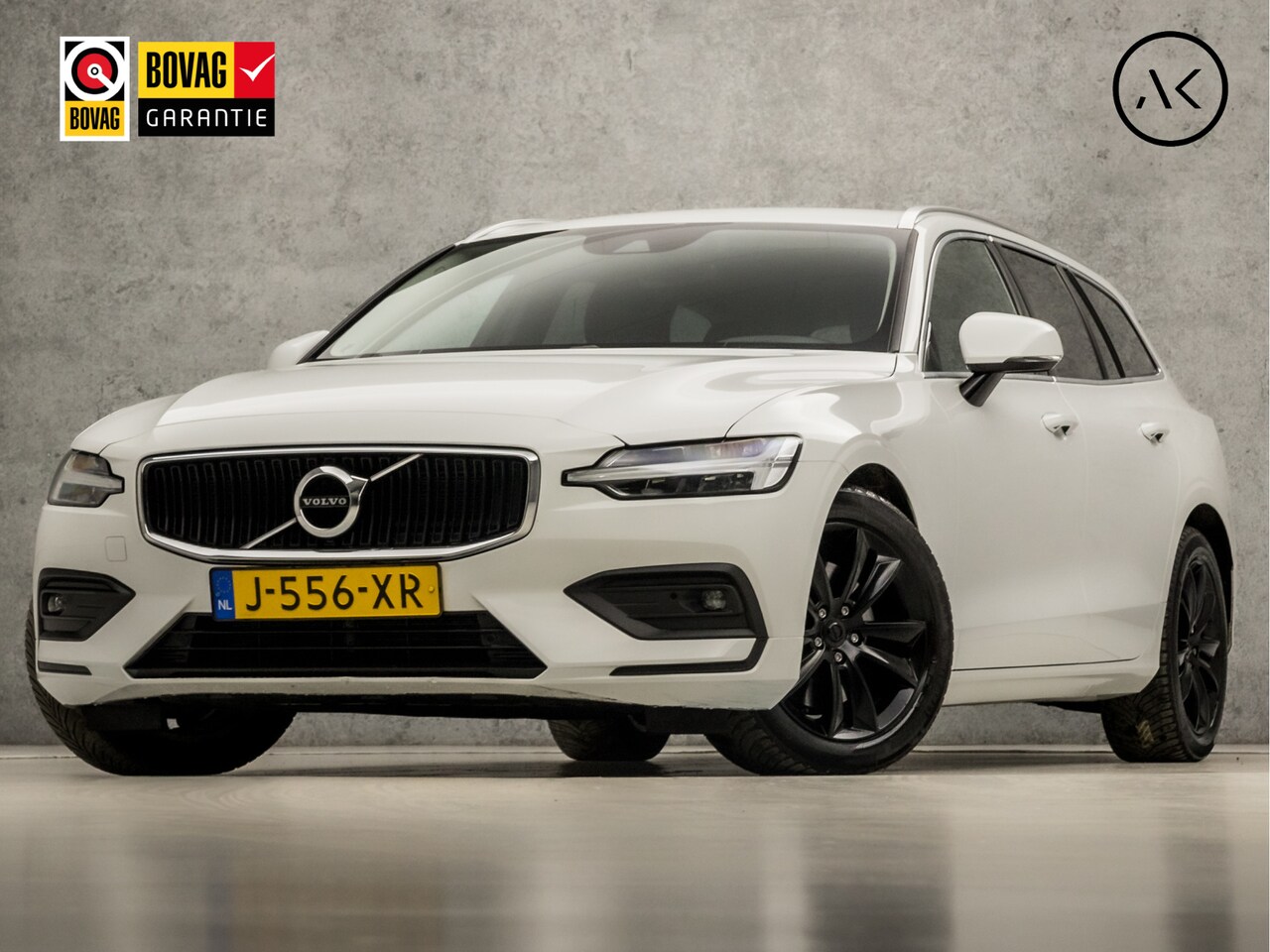 Volvo V60 - 2.0 B3 Sport 177Pk Automaat (APPLE CARPLAY, GROOT NAVI, GETINT GLAS, CAMERA, ADAPTIVE CRUI - AutoWereld.nl