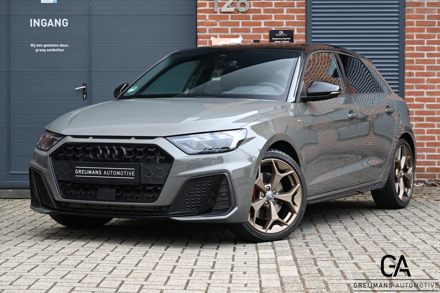 Audi A1 Sportback - 40TFS |S-Line|Unieke kleur|Keyless|18''|Matrix| - AutoWereld.nl