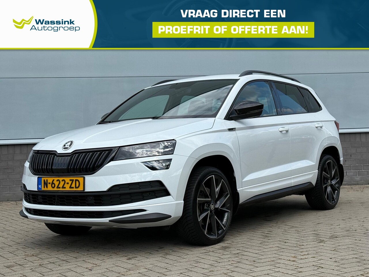 Skoda Karoq - 1.5 TSI 150 pk DSG Sportline Business | 19" | trekhaak | stoel en stuurverwarming - AutoWereld.nl