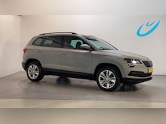 Skoda Karoq - 1.5 TSI ACT 150pk DSG Business Edition Navigatie Parkeersensoren Climate Control