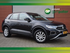 Volkswagen T-Roc - 1.5TSI LIfe Camera/Clima/DigitalCockpitPro/Stoelverwarming/ParkA
