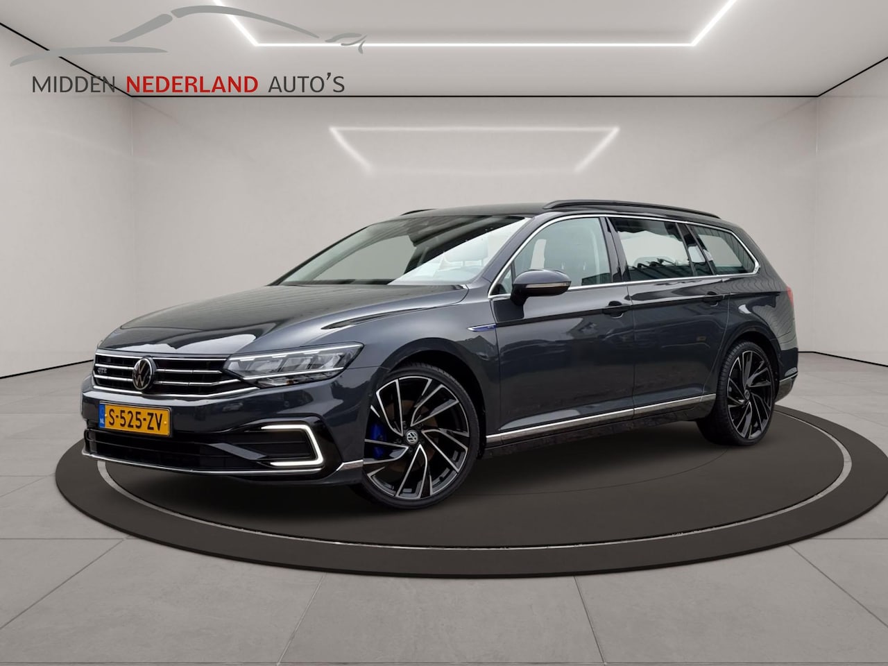Volkswagen Passat Variant - 1.4 TSI PHEV GTE * TREKHAAK * CAMERA * STUUR/STOELVERW * - AutoWereld.nl