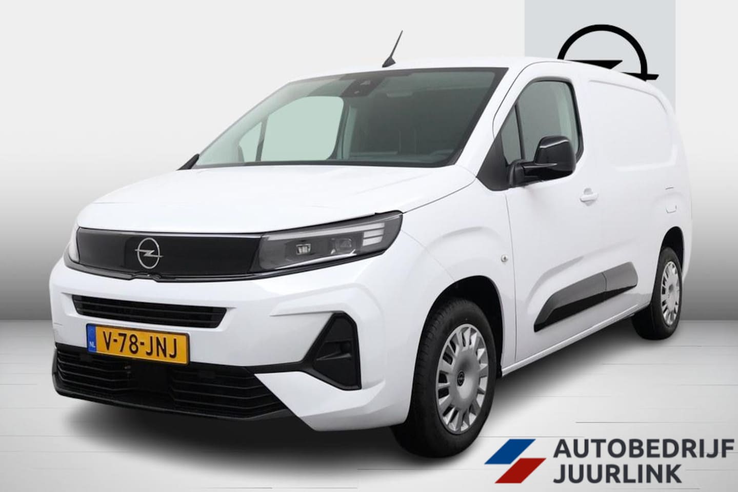 Opel Combo - 1.5D L2 102pk BPM VRIJ! Camera/AC/Carplay /Vloer en wandbetimmering/Trekhaak - AutoWereld.nl