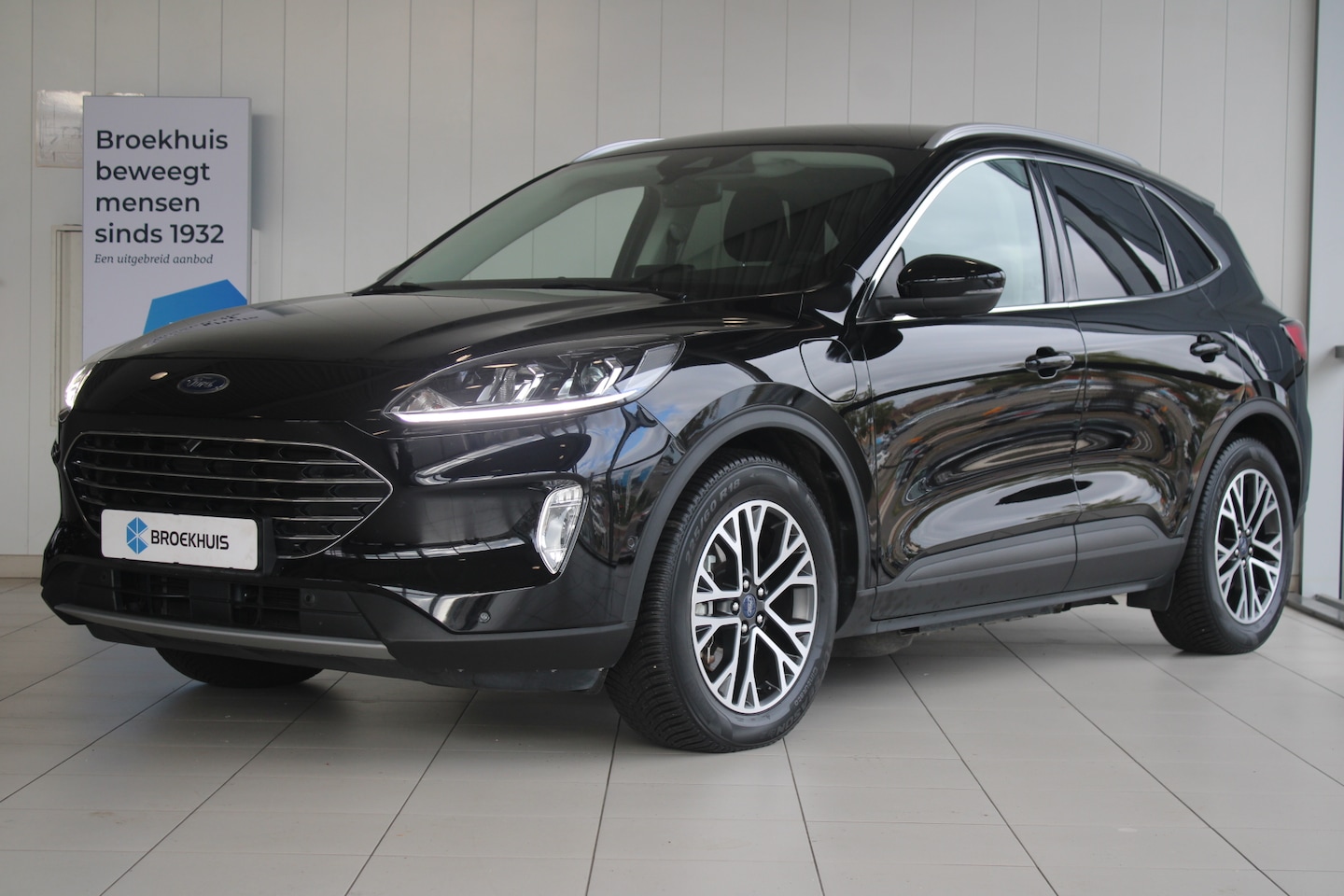 Ford Kuga - 2.5 PHEV Titanium X AUTOMAAT | Achteruitrij assistent | Achteruitrijcamera | Airco (automa - AutoWereld.nl
