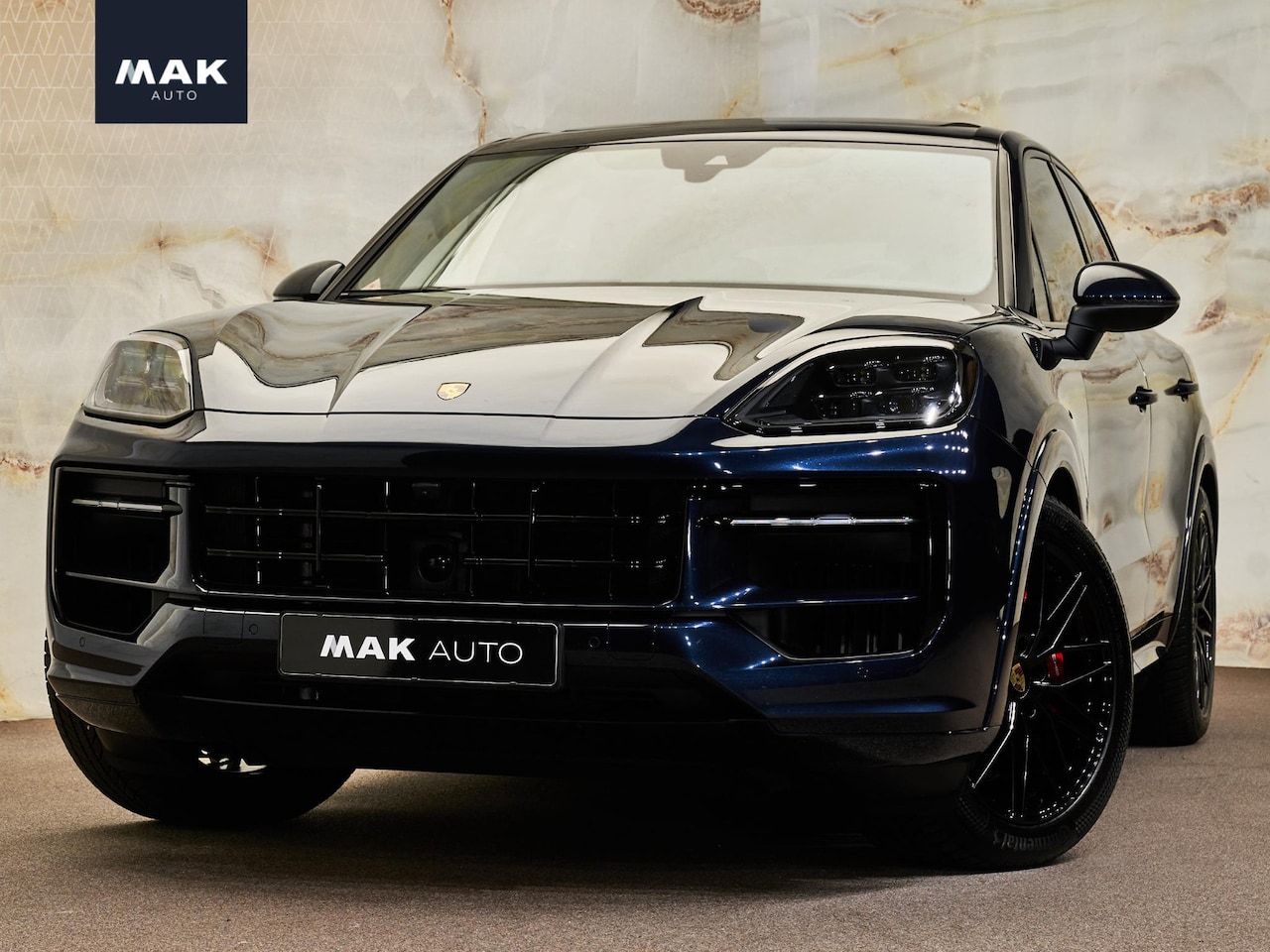 Porsche Cayenne - 3.0 S E-Hybrid 3.0 S E-Hybrid, SportDesign, Bose, InnoDrive, pano, luchtv., 21", 4W-best., HUD, privacy, - AutoWereld.nl