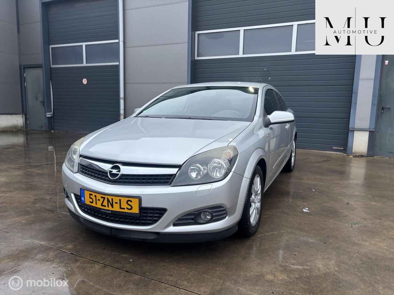 Opel Astra GTC - 1.6 Temptation 1.6 Temptation NIEUWE APK!! - AutoWereld.nl