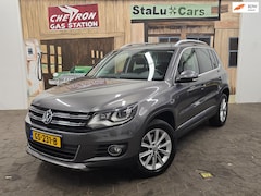 Volkswagen Tiguan - 2.0 TSI Sport&Style 4Motion/CRUISE/BOEKJES