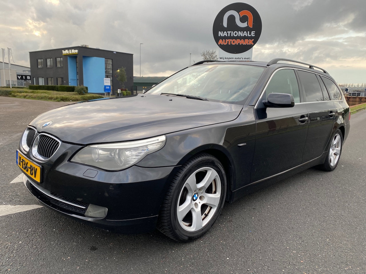 BMW 5-serie Touring - 2008 * 525i * AUTOMAAT * EXPORT & HANDEL - AutoWereld.nl