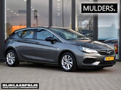 Opel Astra - 1.2 Business Elegance | Trekhaak / parkeersensoren voor-achter / Climate