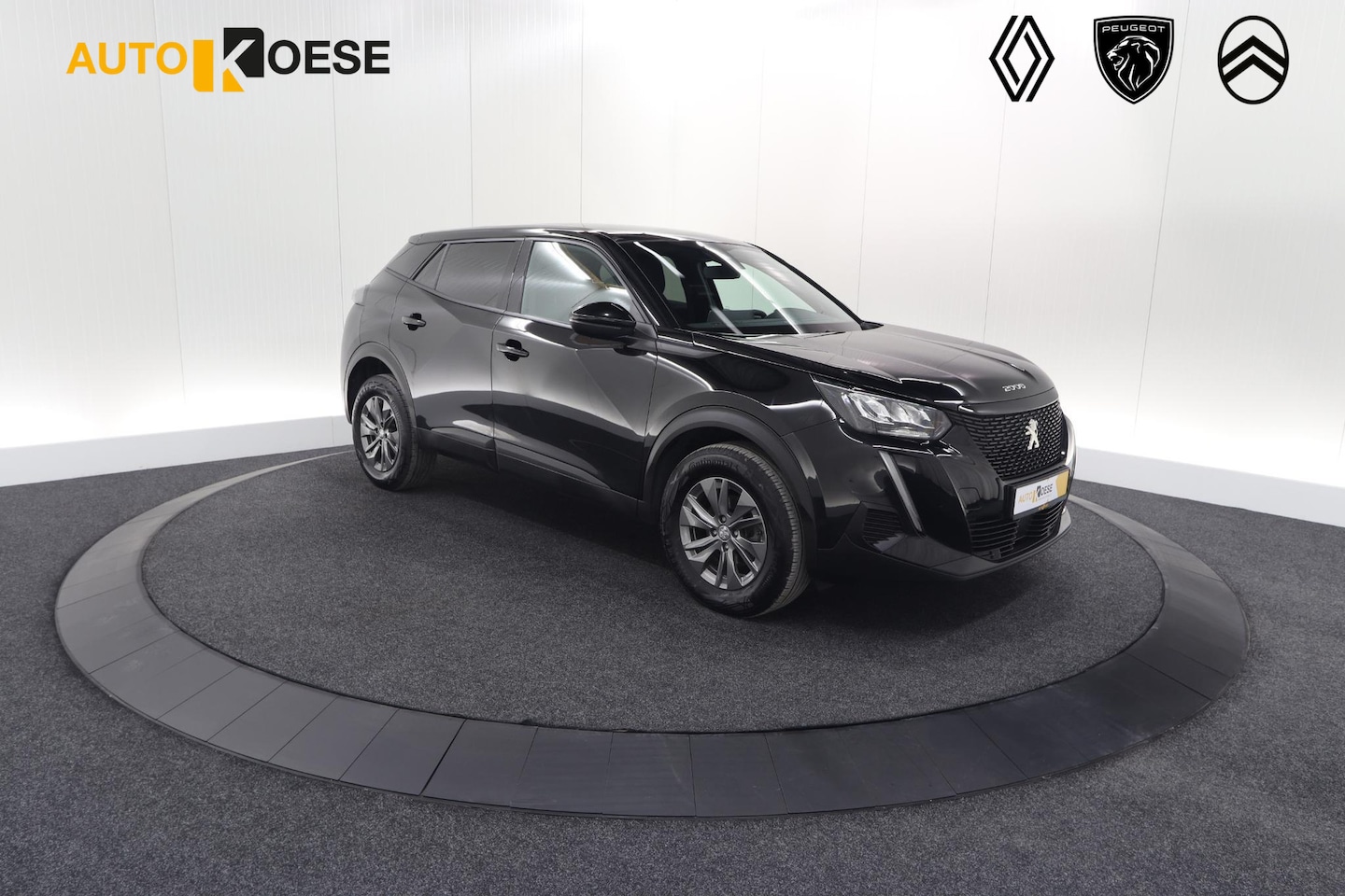 Peugeot 2008 - PureTech 130 EAT8 Active Pack | Parkeersensoren | Apple CarPlay | Climate Control | Stoelv - AutoWereld.nl
