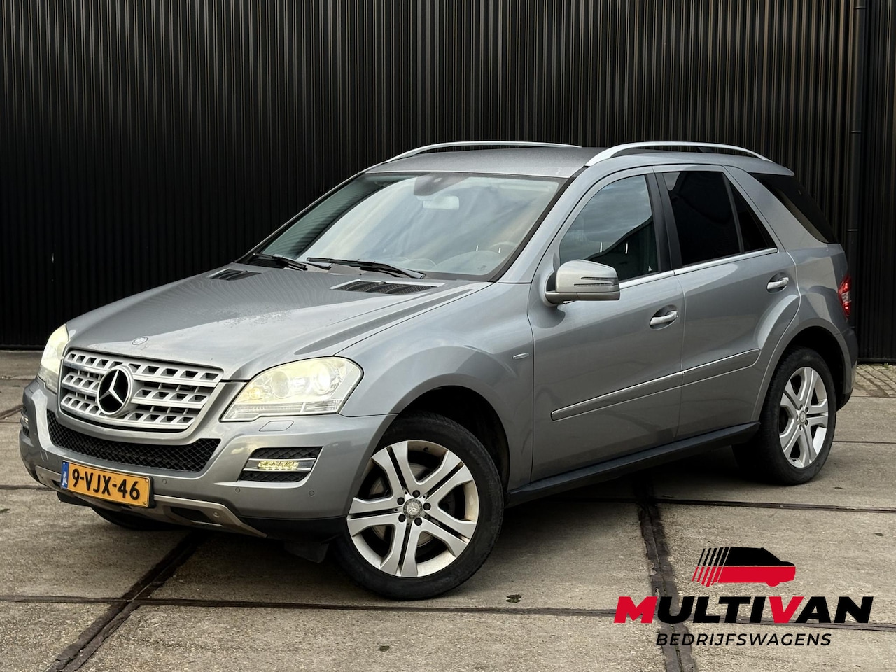 Mercedes-Benz M-klasse - ML 300 V6 205 PK AUT | 3500KG TREKHAAK | AIRMATIC LUCHTVERING | 4MATIC - AutoWereld.nl