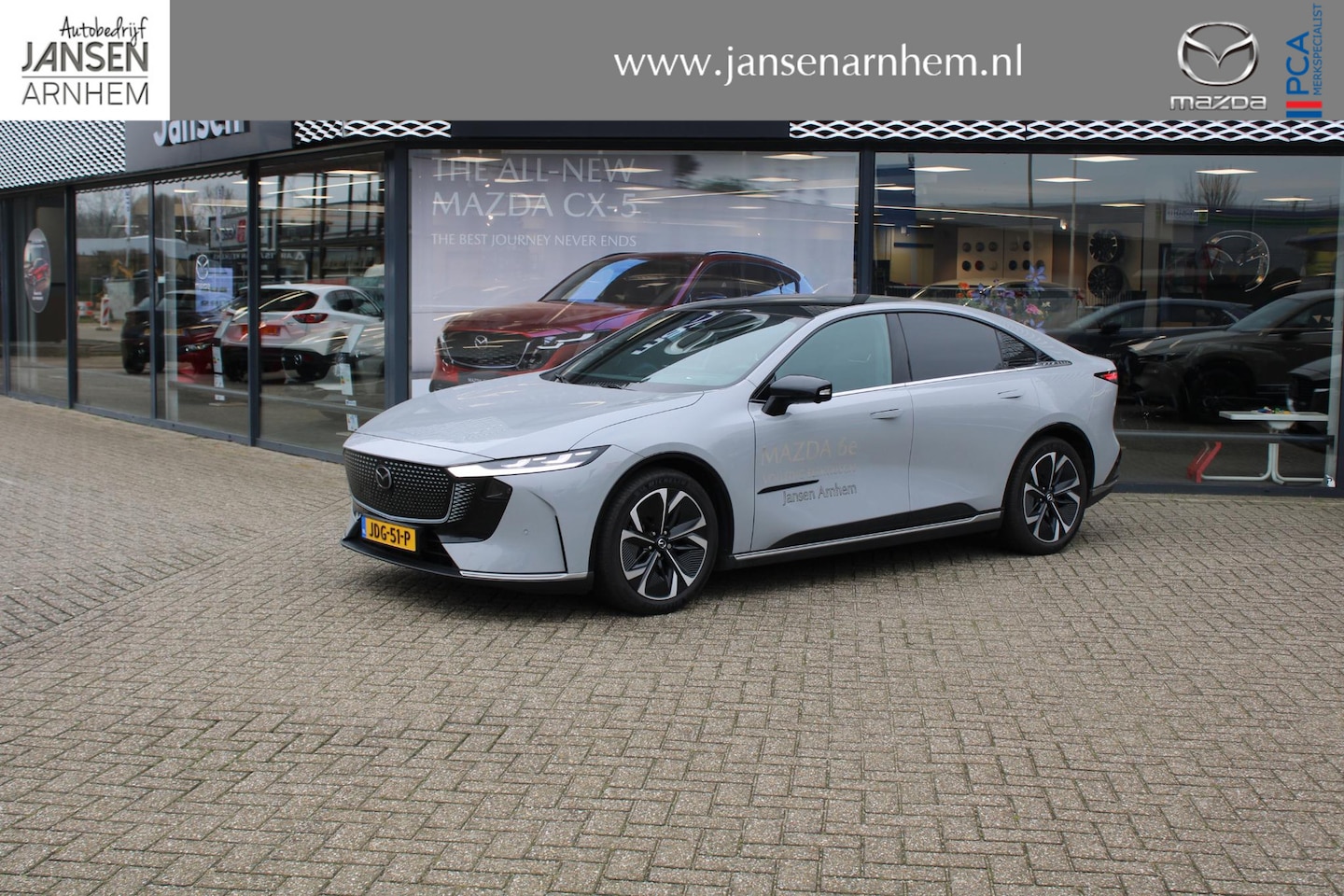 Mazda 6e - HB Takumi 68.8 kWh , Demovoordeel € 4.590,-, 17% Bijtelling, Automaat, Pano.Dak, Apple Car - AutoWereld.nl
