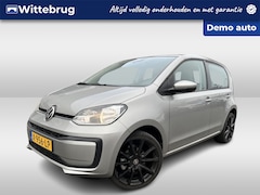 Volkswagen Up! - 1.0 Airco / Bluetooth / 17"LM Velgen / Navigatie by app Rijdende Demo, graag bezichtiging