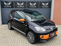 Volkswagen Up! - 1.0 high up BlueMotion NAVI AIRCO PDC 2e eig