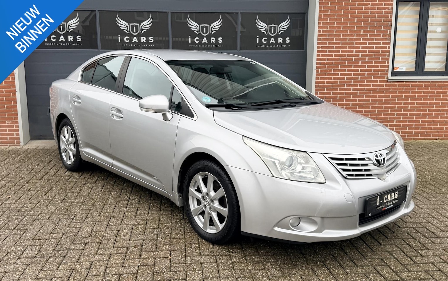 Toyota Avensis - 1.8 VVTi Executive 1e eigenaar Dealer onderhouden - AutoWereld.nl