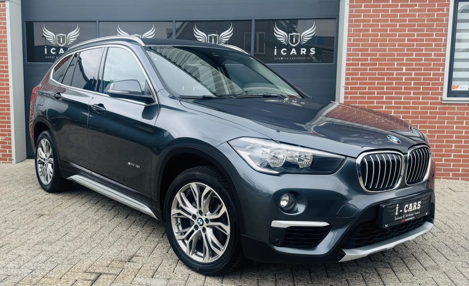 BMW X1 - sDrive18i 1e eigenaar Navigatie Sport edition - AutoWereld.nl