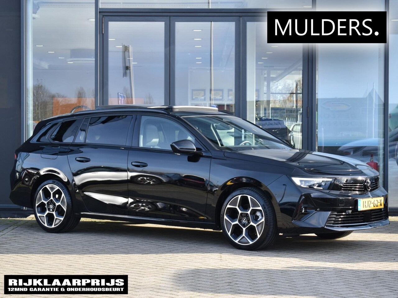 Opel Astra Sports Tourer - 1.2 Turbo Hybrid Ultimate | Schuif-kantel dak / Stoel-stuur verw. / Head up Display - AutoWereld.nl