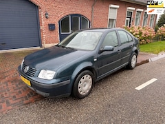 Volkswagen Bora - 1.9 TDI 2002