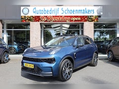 Lynk & Co 01 - 1.5 261PK LUXURY-LINE 360-CAMERA PANO/SCHUIF INFINITY DAB NAVI CARPLAY CAMERA STOELVERWARM
