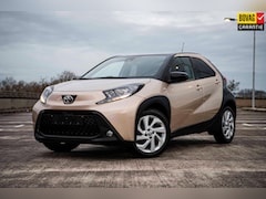 Toyota Aygo X - 1.0 VVT-i S-CVT | Automaat | Airco | Achteruitrijcamera | Adaptive Cruise | Stoelverwarmin