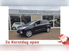 Ford Kuga - 1.5 EcoBoost Titanium Stoel/Stuur/voorruit verw.* Trekhaak * carplay*Sfeerverlichting * Ri