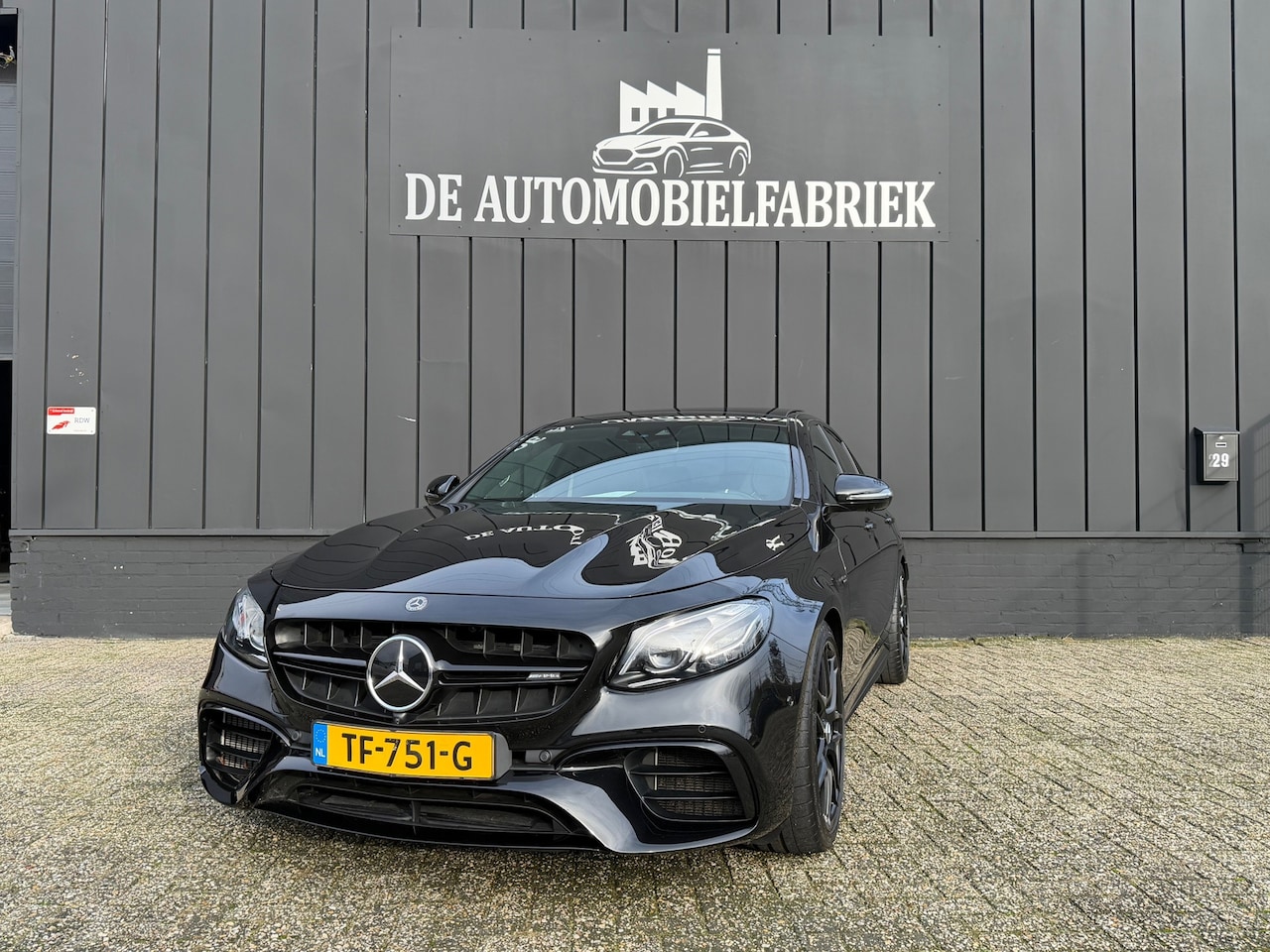 Mercedes-Benz E-klasse - AMG 63 S 4MATIC Premium Plus keramische remmen Burmester 3D - AutoWereld.nl