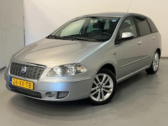 Fiat Croma - 2.2-16V Emotion / Aut / Clima / NL-auto / Trekhaak
