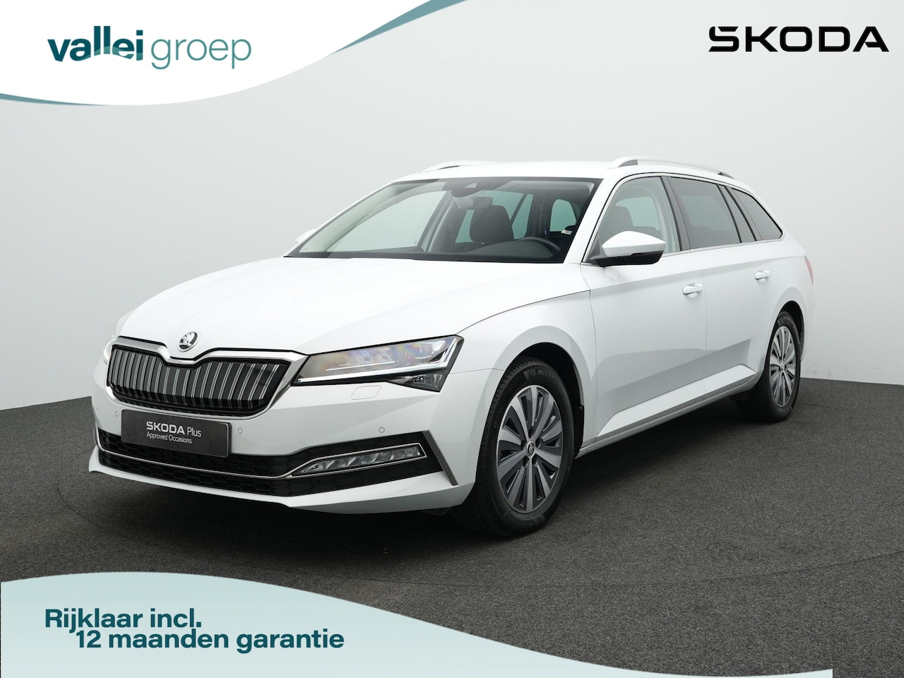 Skoda Superb Combi - 1.4 TSI iV 218 pk DSG Business Edition | Trekhaak | Geheugenstoel | Matrix LED | Stoel-/ac - AutoWereld.nl