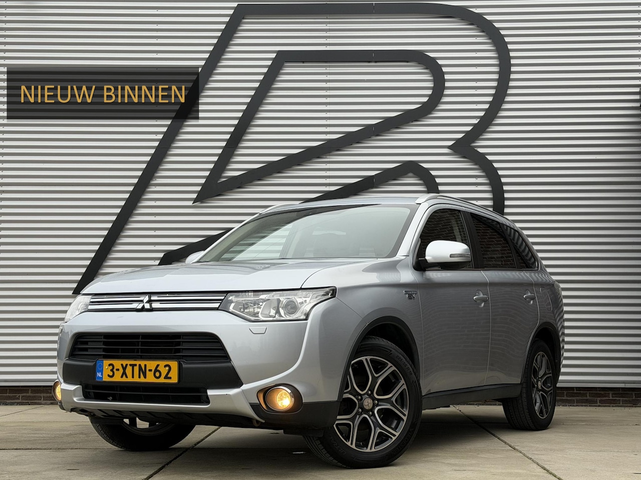 Mitsubishi Outlander - 2.0 PHEV Executive Edition X-Line 1e Eigenaar,Navi,Camera,Cruise,Clima,N.A.P,APK tot 10-20 - AutoWereld.nl